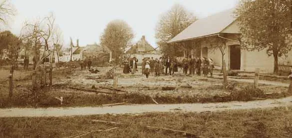 Tomačevo 1912. leta po katastrofalnem požaru (slikano od juga proti severu)